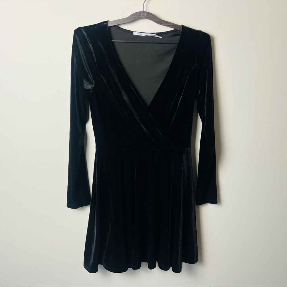 Kimchi Blue Elegant Black long sleeve mini dress size medium